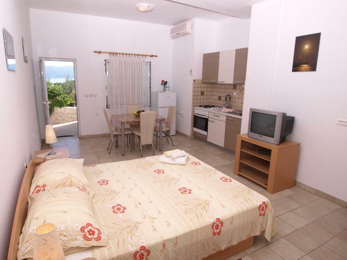 Apartments Skorin ลุมบาร์ดา ภายนอก รูปภาพ
